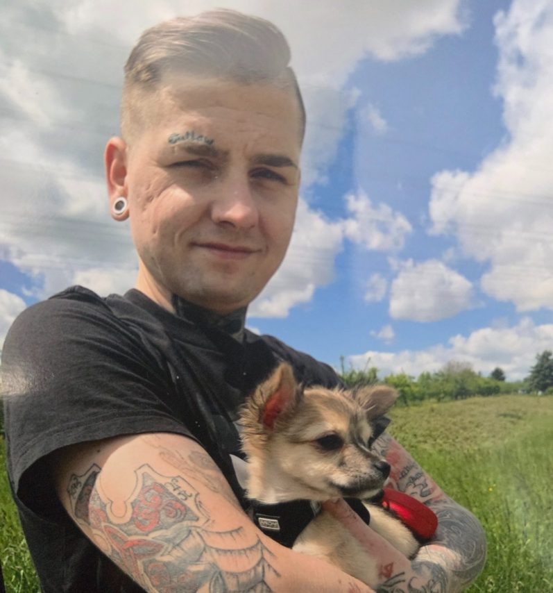 Tierschutz Löwenherz der Name kommt direkt aus dem Tierschutz von unserem Simba Alex Löwenherz mit seinem aus dem Tierschutz Geretten Hund Simba - er Inspirierte Alex zum Namen